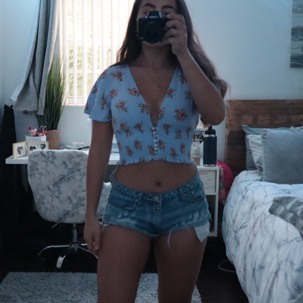 Floral Blue Forever 21 V-Neck and Ribbed Top